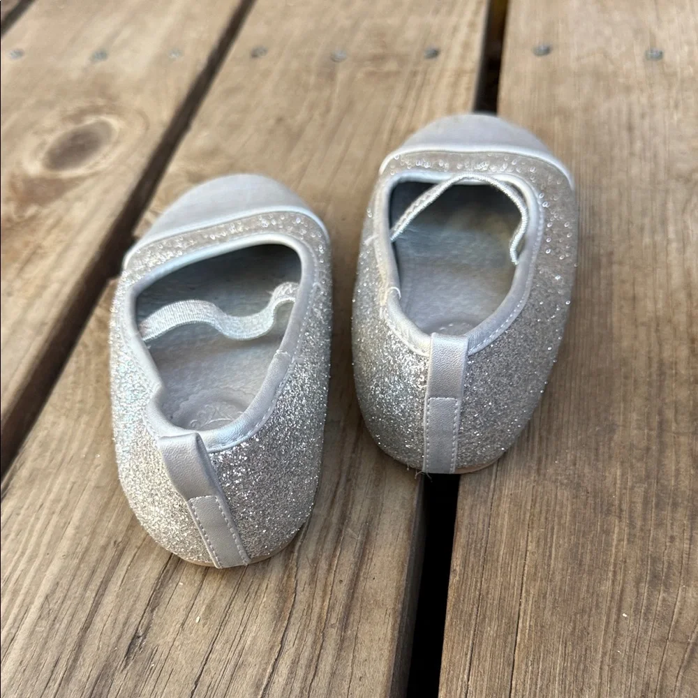 Disney Glittery Silver Kids Dress Shoes Size 11